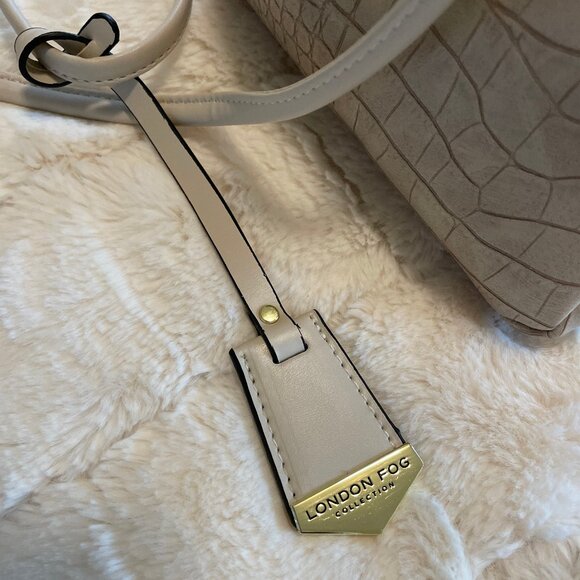 London Fog Bucket Cossbody Bag EUC - Picture 8 of 11